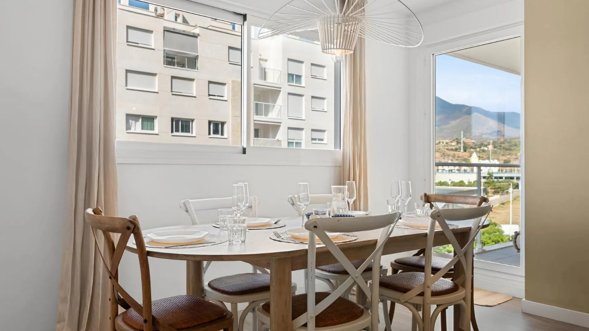Luxury New Boho Apartment - Estepona
