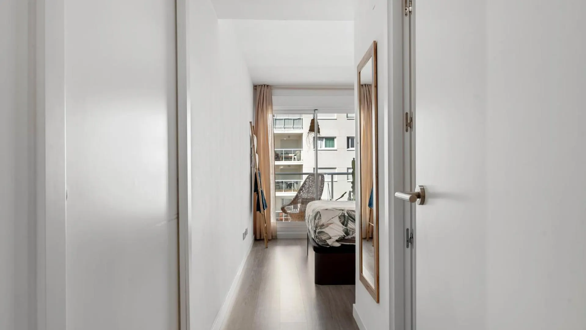 Luxury New Boho Apartment - 埃斯特波纳