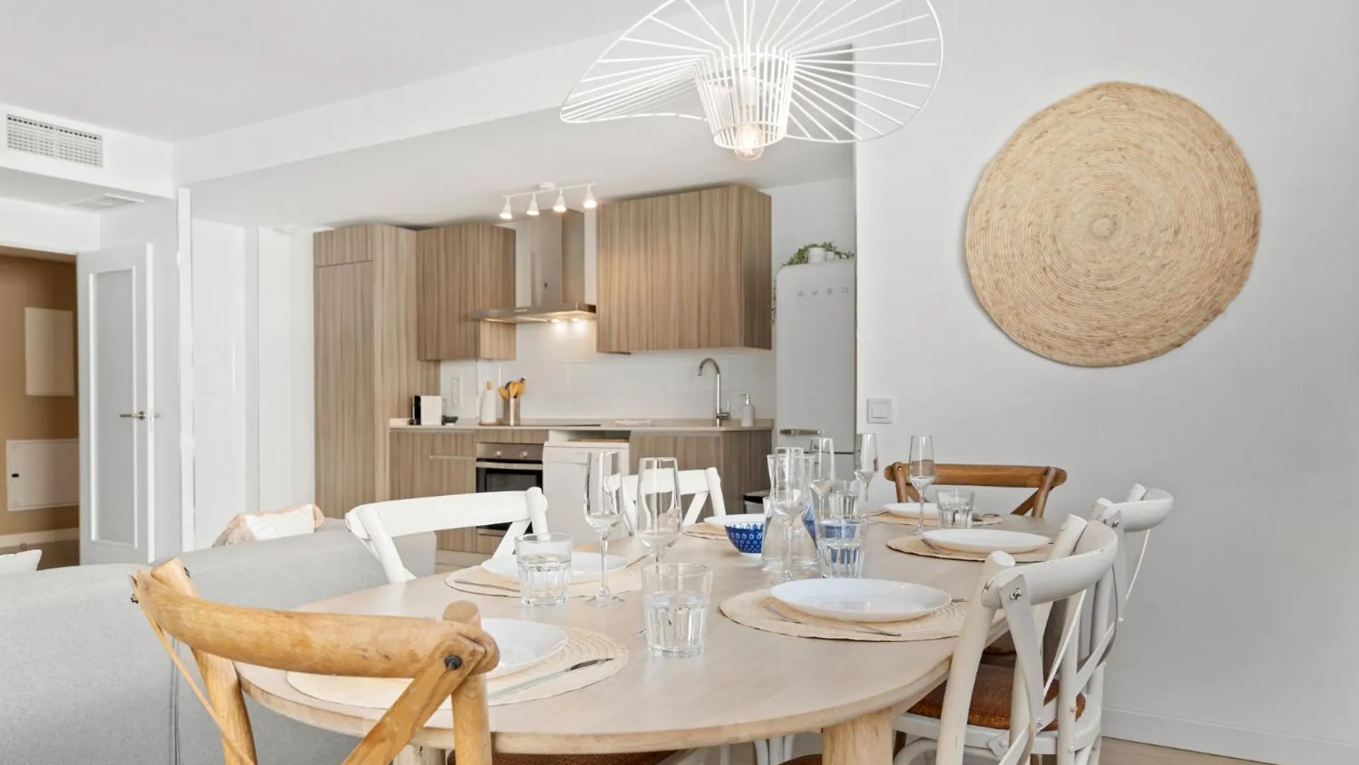 Luxury New Boho Apartment - 埃斯特波纳